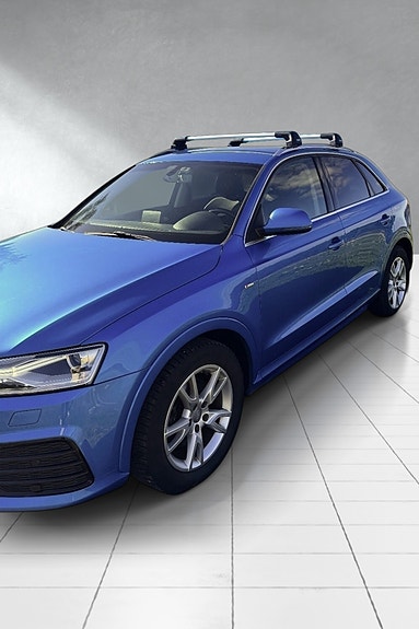 Audi Q3 4 of 5