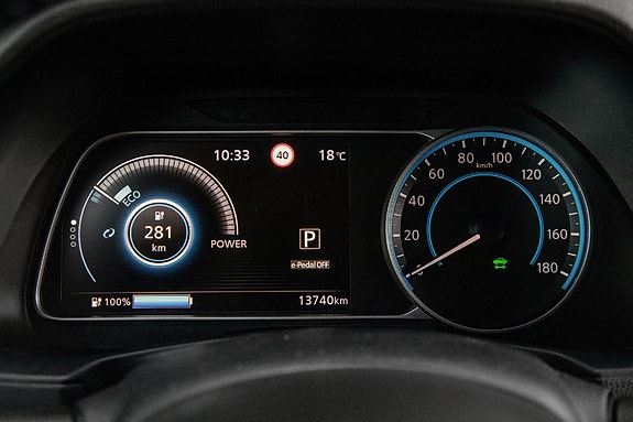 Nissan Leaf 11 of 20