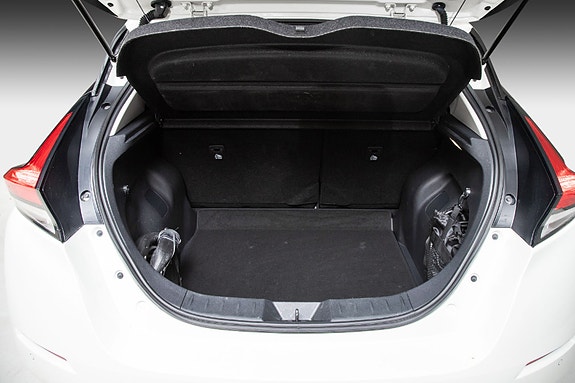 Nissan Leaf 10 of 20