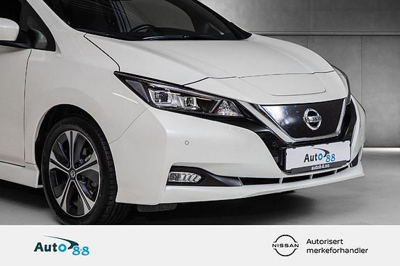 Nissan Leaf 2 of 20