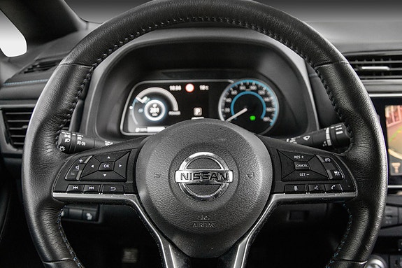 Nissan Leaf 16 of 20