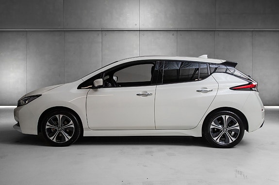 Nissan Leaf 6 of 20