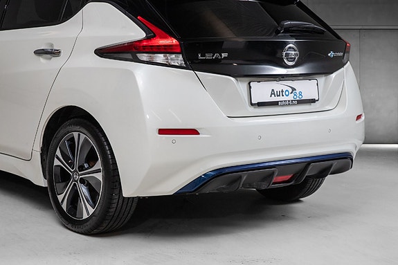 Nissan Leaf 8 of 20