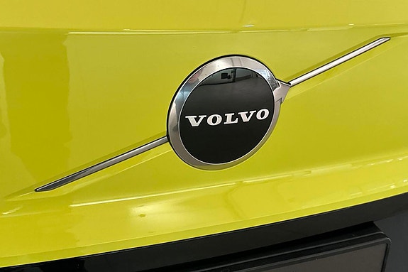 Volvo EX30 4 of 23