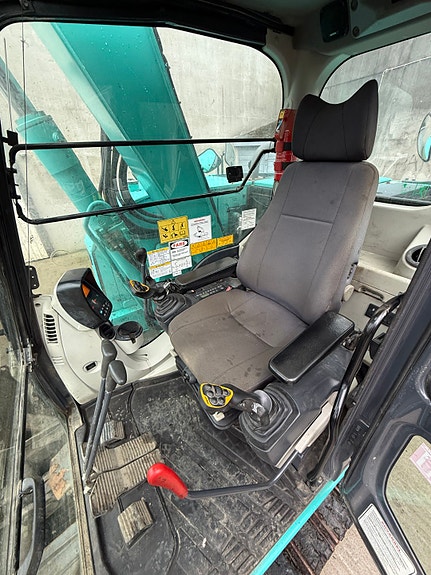 Kobelco SK75SR-3E 9 of 14