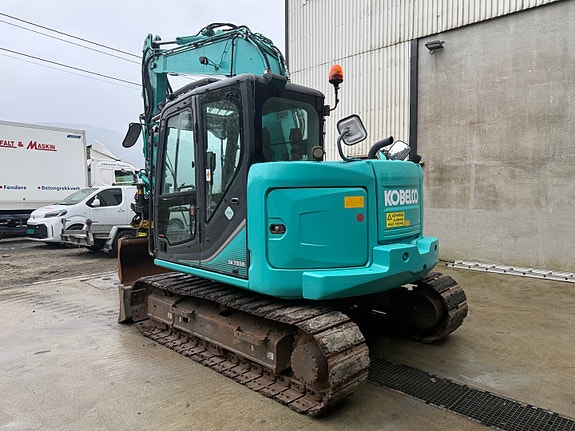 Kobelco SK75SR-3E 2 of 5