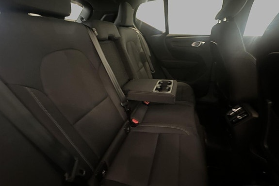 Volvo XC40 20 of 24