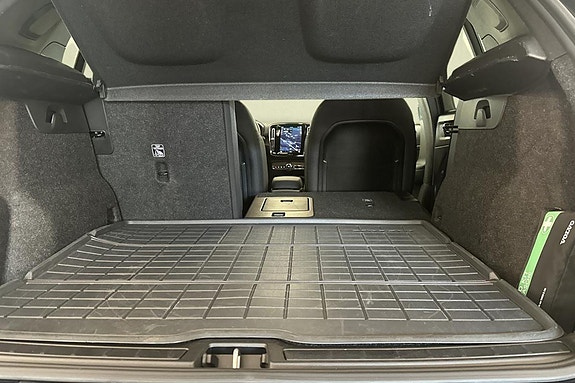 Volvo XC40 22 of 24