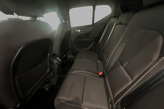Volvo XC40 19 of 24