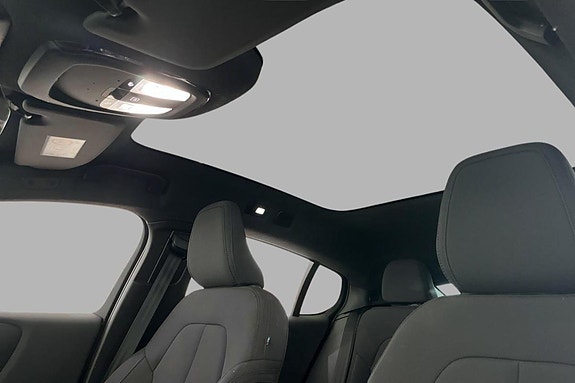 Volvo C40 18 of 24