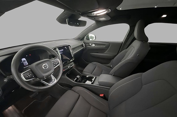 Volvo C40 8 of 24