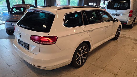 Volkswagen Passat 4 of 5