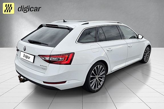 Skoda Superb 5 of 5