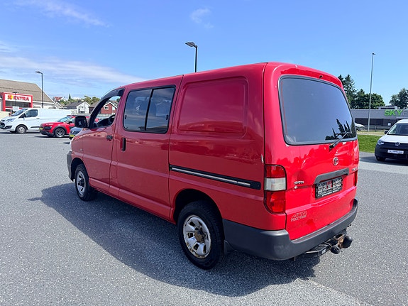 Toyota HiAce 5 of 5