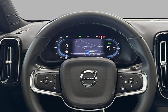 Volvo C40 16 of 30