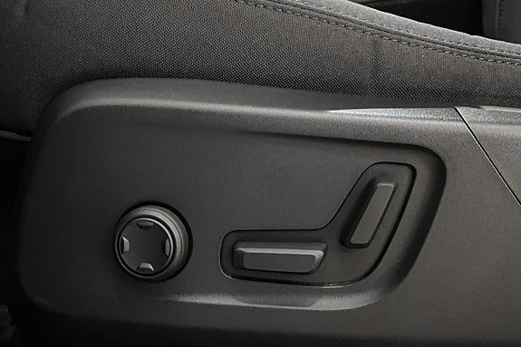Volvo C40 12 of 25