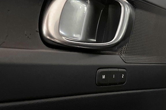 Volvo C40 13 of 25