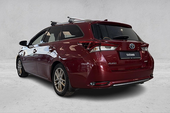Toyota Auris 3 of 5