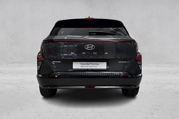 Hyundai Kona 4 of 5