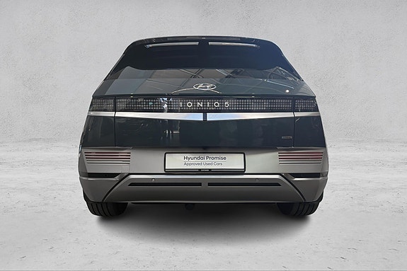 Hyundai Ioniq 5 4 of 5