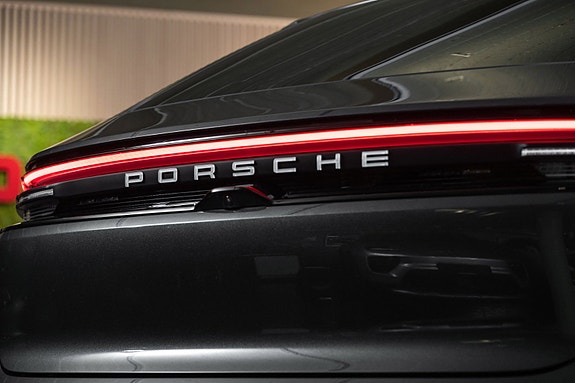 Porsche Macan 7 of 30