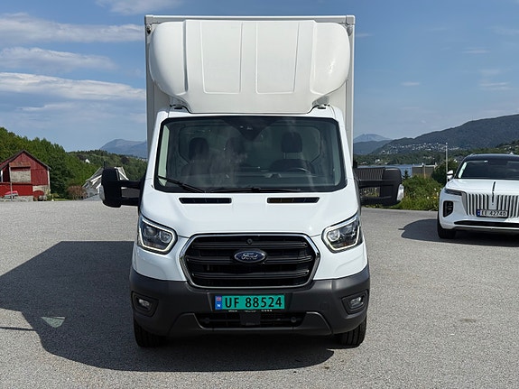 Ford Transit 350 L4 Van 2 of 5