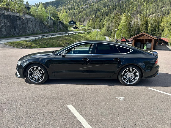 Audi A7 3 of 5