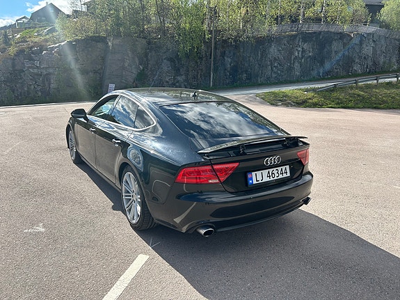 Audi A7 4 of 5