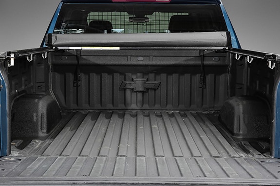 Chevrolet Silverado 5 of 5