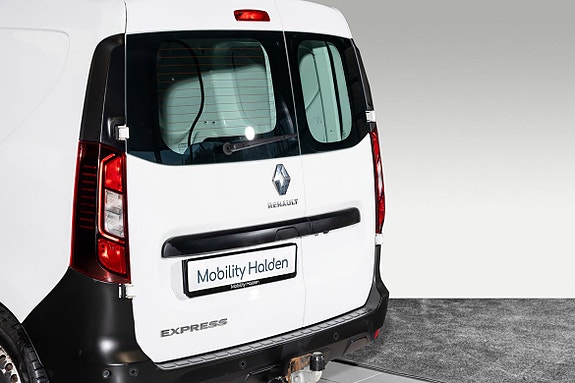 Renault Express 6 of 21