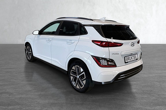 Denne fine Hyundai Kona'en kan bli din for kun kr 3.381,- pr mnd med 0,- i egenkapital. Løpetid 10 år.