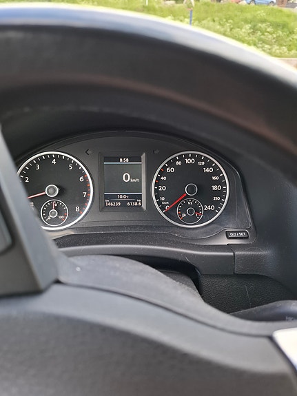 Volkswagen Tiguan 3 of 5