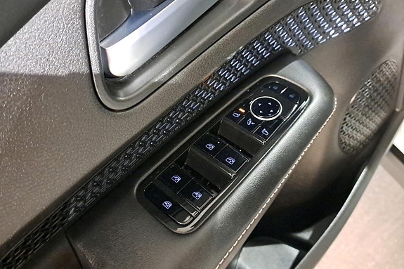 Nissan Ariya 17 of 26