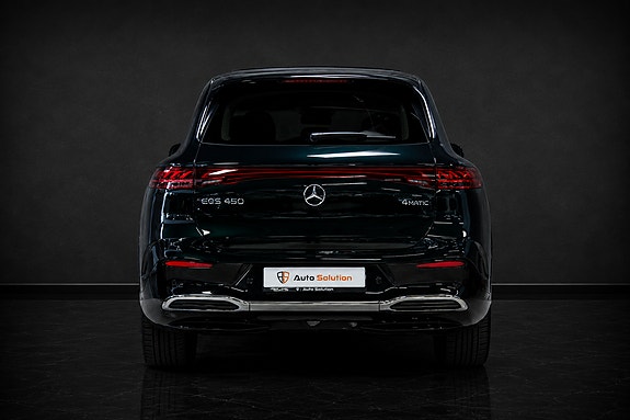 Mercedes-Benz EQS SUV 4 of 5