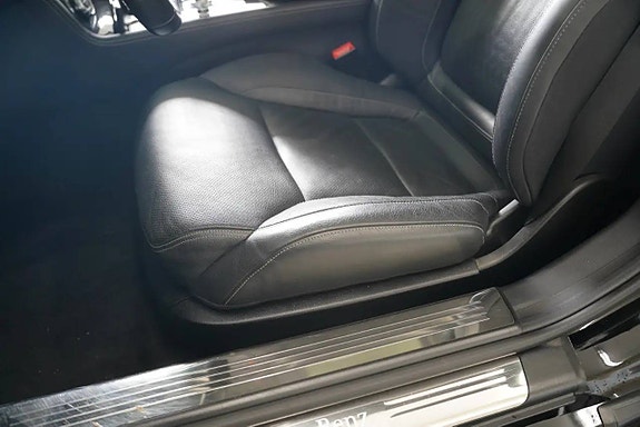 Mercedes-Benz SL500 14 of 30