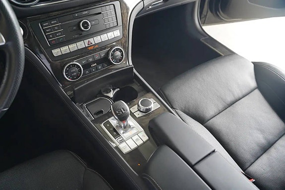 Mercedes-Benz SL500 13 of 30