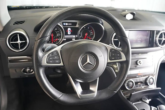 Mercedes-Benz SL500 18 of 30