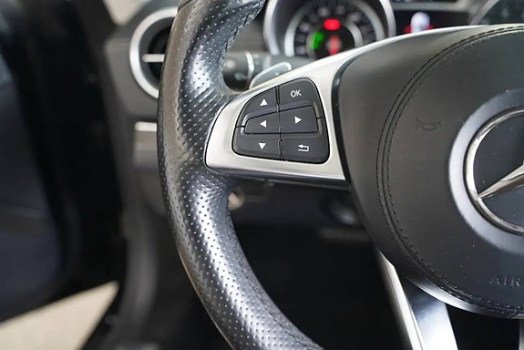 Mercedes-Benz SL500 19 of 30