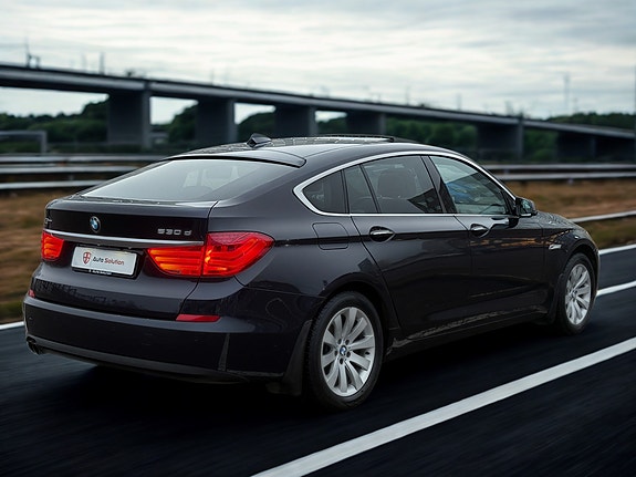 BMW 5-Serie GT 2 of 5