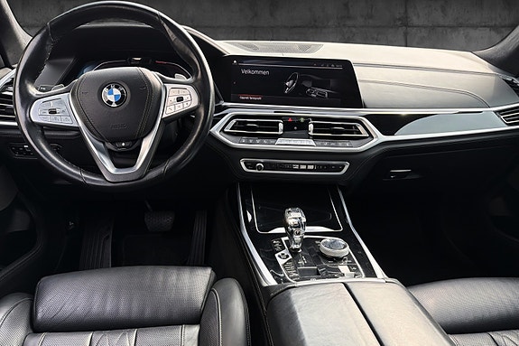 BMW X7 12 of 14