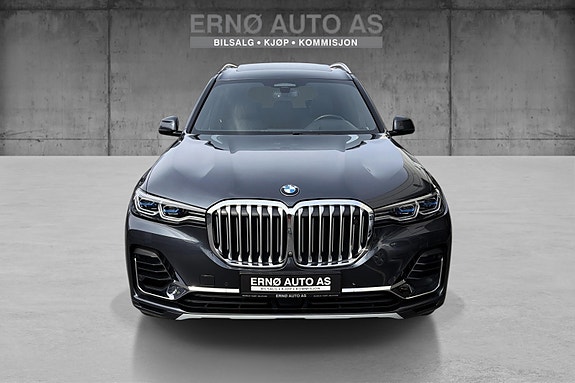 BMW X7 3 of 14