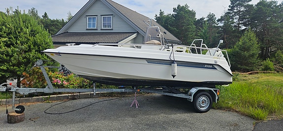 Ryds 520 GTS 17 fot – Johnson 90 hk 2 of 5