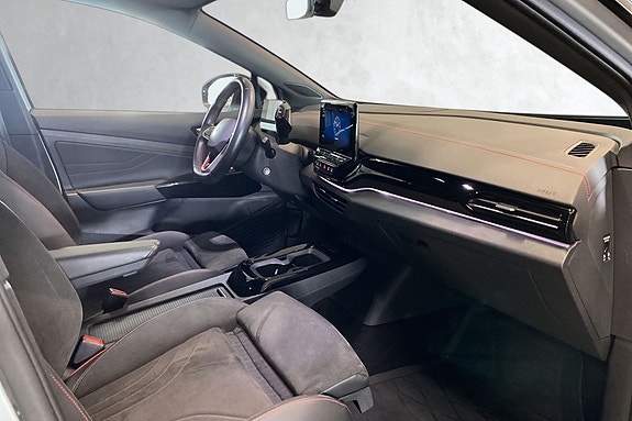 Apple CarPlay og Android Auto gir sømløs mobilintegrasjon