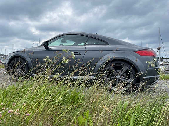 Audi TT 8 of 30