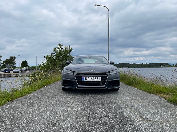 Audi TT 2 of 30