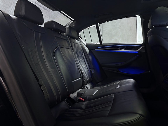 BMW 530e 3 of 30