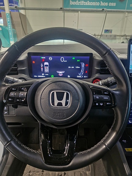 Honda e:Ny1 5 of 5
