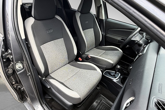 Toyota Yaris 24 of 30