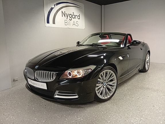 BMW Z4 2 of 5