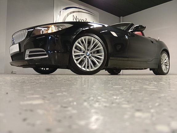 BMW Z4 4 of 5